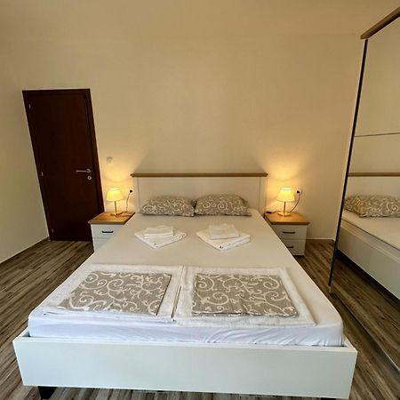 Sunny Apartment コトル エクステリア 写真